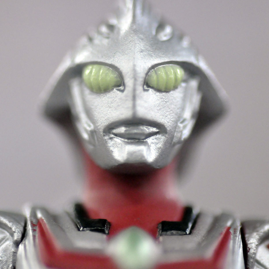 Claude Estebe – Gashapon (Ultraman)